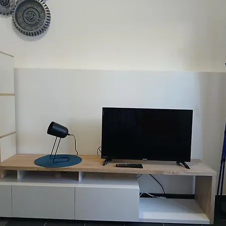 By R&b شقة Eriswil